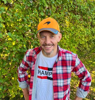 Tommy Antonsen  er ansatt hos Hjem og Hage Fikserne AS